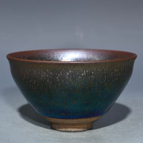 One piece of colorful oil droplets for building a kiln