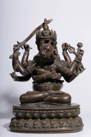 A piece of Qing Dynasty and gold, bronze, and silver dense King Kong statues