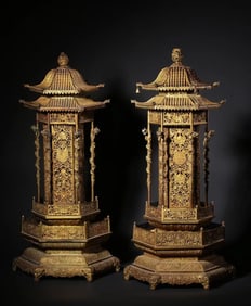 A pair of bronze gilt Fushou dragon pattern incense sticks