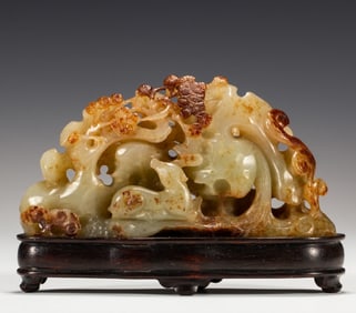 A piece of Hetian Yushanzi ornaments
