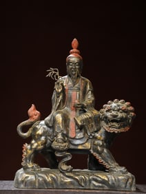 A bronze gold statue of Taiyi real person