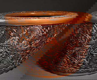 An old Tibetan lacquerware yellow dragon pattern jar ornament