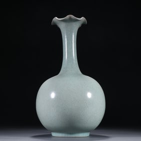 An old collection Ru kiln vase
