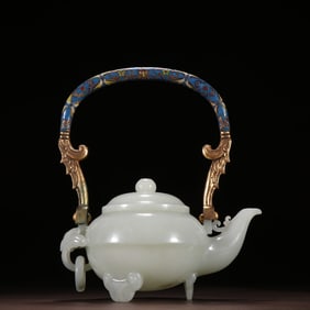 A piece of Qing Dynasty gilt cloisonne and Tian jade beam pot