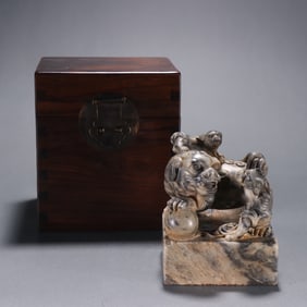 A piece of Qing Dynasty Shoushan stone carving lioness twisted seal