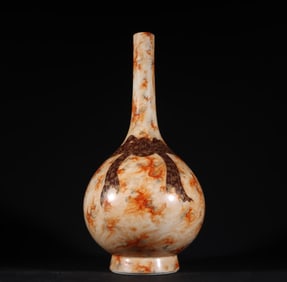 A piece of Qing Dynasty Yongzheng stone glaze depiction gold Sui with bottle