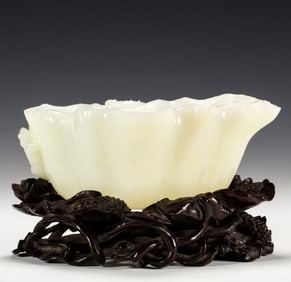 One piece of Hetian jade washed