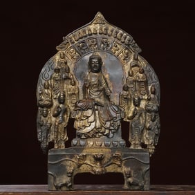 A bronze gold Buddha statue of the Northern Wei Dynasty