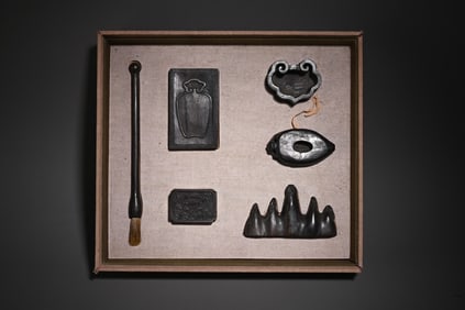 A set of agarwood study six treasures ornaments