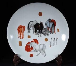 A piece of Qianlong Lang Shining of the Qing Dynasty is an enamel color eight horses picture plate