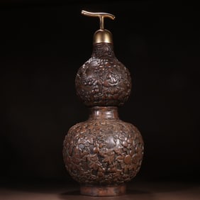 A piece of Qing Dynasty agarwood Fulu Bandai gourd bottle
