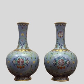 A cloisonné enamel appreciation bottle
