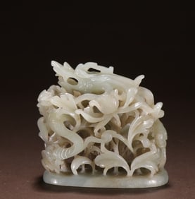 A piece of Qing Dynasty Hetian jade seed material carved dragon pattern stove top