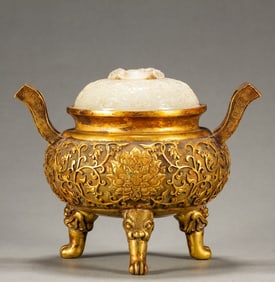 One piece of gilt amphora three-legged stove