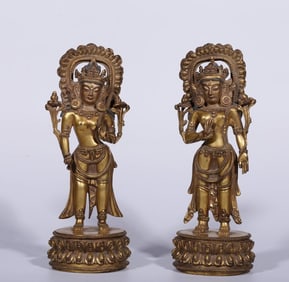 A pair of Qing Dynasty bronze gilt attendant bodhisattvas