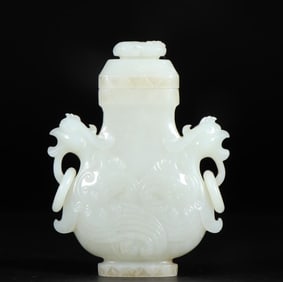 A piece of Qing Hetian jade phoenix pattern double phoenix head live ring bottle