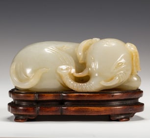 A piece of Hetian jade elephant