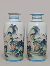 A pair of Yongzheng imperial enamel thousands of miles of rivers and mountains stick mallet bottles