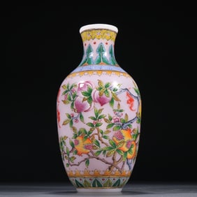 A piece of clear tire painting enamel longevity peach pattern bottle