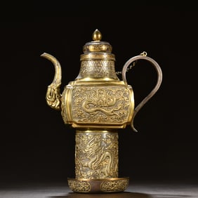 One piece sterling silver gilt dragon pattern sprinkler