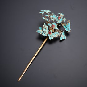 A Qing Dynasty filigree inlaid gemstone-inlaid hairpin
