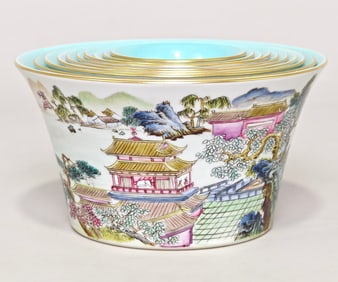 A piece of Qianlong in the Qing Dynasty made pastel nine rivers and ten scenes, horseshoe set bowl