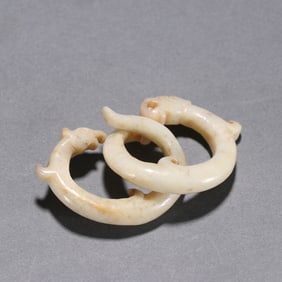 A piece of Qing Hetian jade double dragon pendant