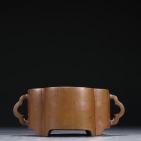 A collection of treasures copper tire begonia shaped Ruyi ear incense burner