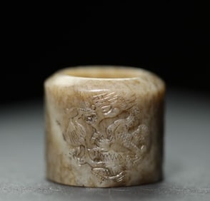 A piece of Qing Dynasty old jade and Tian Tuan dragon wrench