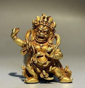 A piece of pure gold diamond