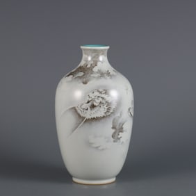 A piece of Qing Yongzheng imperial ink color Tang Ying Canglong pattern plum bottle