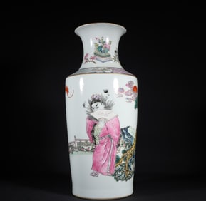 A Qing Dynasty Yongzheng pastel figure stick bottle
