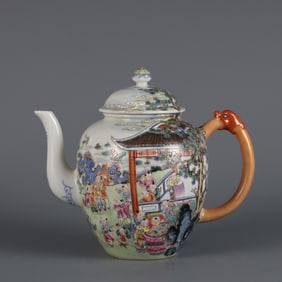 A piece of Qianlong in the Qing Dynasty pastel baby play courtyard dragon head teapot