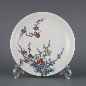 A piece of Qing Yongzheng year bucket color over the branch plum pattern plate