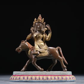 A piece of Qing Dynasty Yongzheng pastel figures folded along the wash