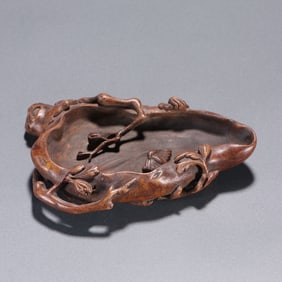 A piece of clear agarwood study pen wash