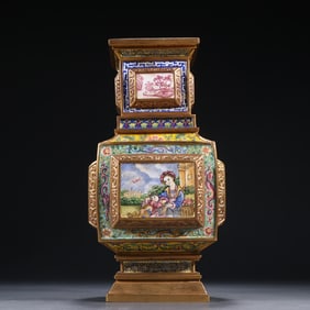 A piece of Qianlong of the Qing Dynasty, gilt painting, enamel window, Western figure figure