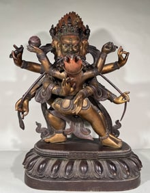 A Buddha statue of the Six-Rank Buddha Building