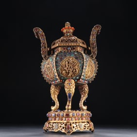 A piece of Qianlong silver gilt tourmaline three-legged tripod furnace
