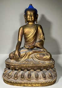 A gilded Buddha statue from the Ming Dynasty