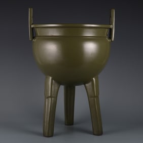 A large piece of fine tea glaze crab nail green - Qianlong year of the Qing Dynasty tea glaze cupola