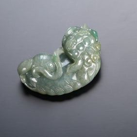 A piece of Fei Cui Rui beast ornament