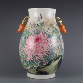 A piece of Qing Qianlong year enamel color chrysanthemum figure deer head