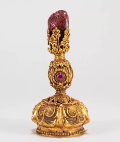 A Qing Dynasty silver-gilt crown