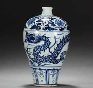 A piece of blue and white dragon pattern vase