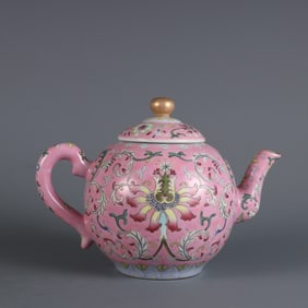 A piece of Qing Qianlong year made rouge powder pastel passion flower pattern teapot