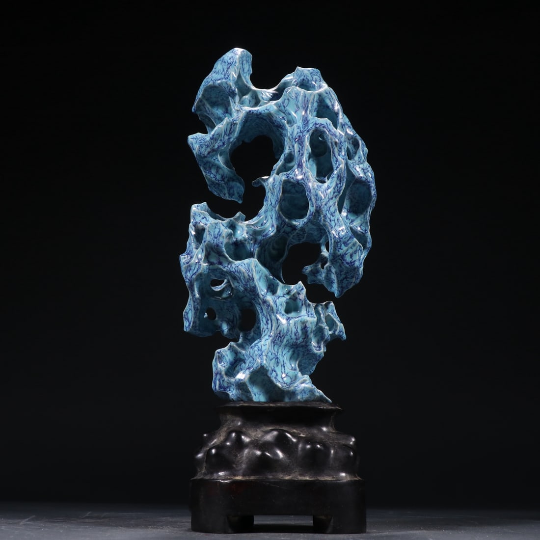 A Qing Dynasty furnace glaze Shanzi ornament (1 of 9)