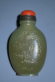 A piece of Qing dynasty white jade snuff bottle