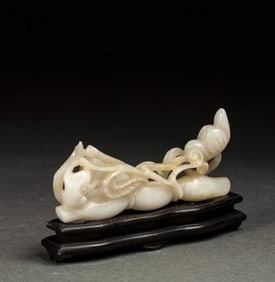 A piece of Qing Dynasty Hetian white jade pen holder