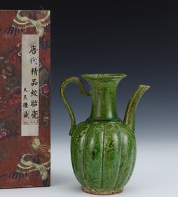 A piece of Tang twisted melon ridge holding pot